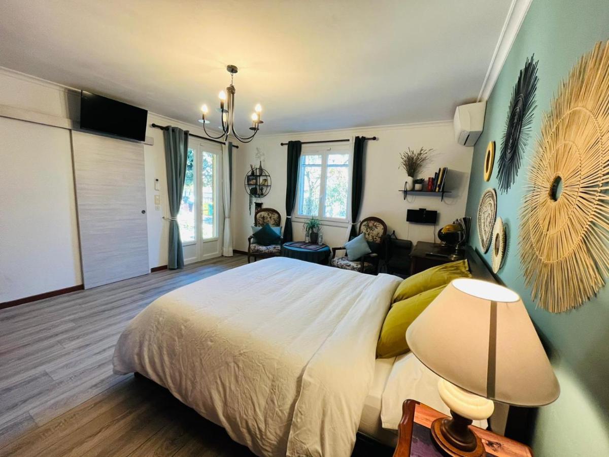 La Maison Du Chemin Des Prairies Morieres-les-Avignon Bagian luar foto